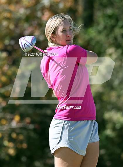Thumbnail 1 in NCHSAA 1A2A Championship photogallery.
