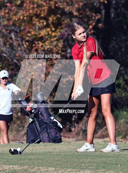 Thumbnail 3 in NCHSAA 1A2A Championship photogallery.