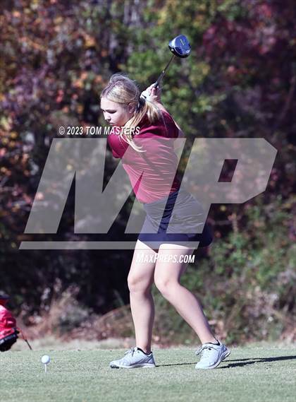 Thumbnail 1 in NCHSAA 1A2A Championship photogallery.