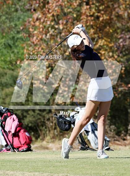 Thumbnail 3 in NCHSAA 1A2A Championship photogallery.