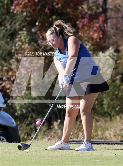 Thumbnail 1 in NCHSAA 1A2A Championship photogallery.