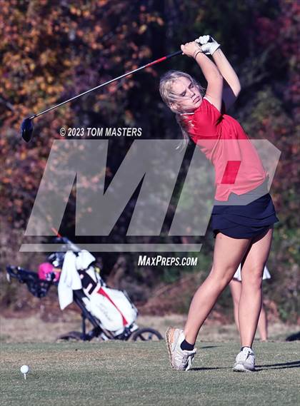 Thumbnail 1 in NCHSAA 1A2A Championship photogallery.