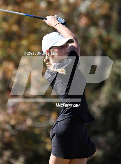 Thumbnail 1 in NCHSAA 1A2A Championship photogallery.