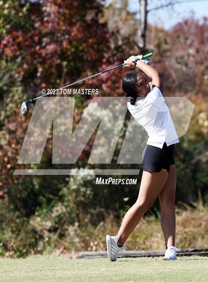 Thumbnail 1 in NCHSAA 1A2A Championship photogallery.
