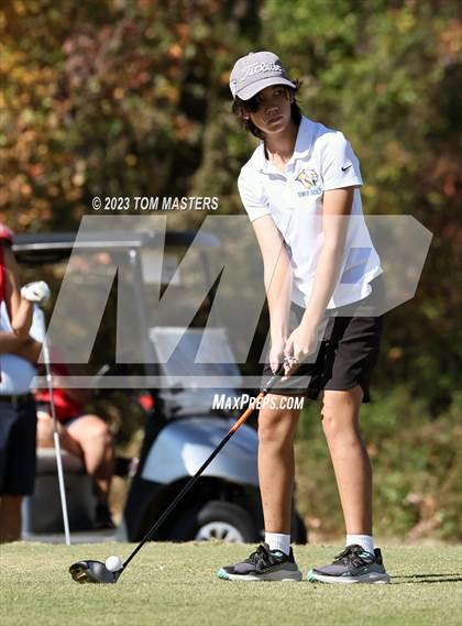 Thumbnail 3 in NCHSAA 1A2A Championship photogallery.