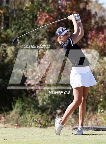 Thumbnail 1 in NCHSAA 1A2A Championship photogallery.
