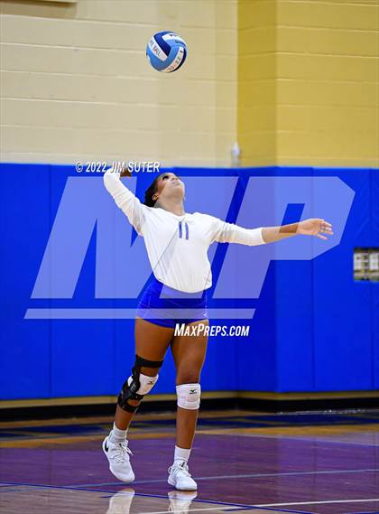 Thumbnail 2 in Rockdale vs Taylor photogallery.