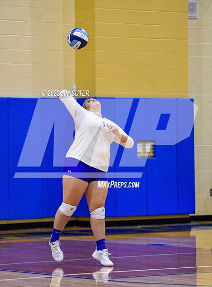 Thumbnail 1 in Rockdale vs Taylor photogallery.