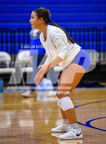 Thumbnail 3 in Rockdale vs Taylor photogallery.