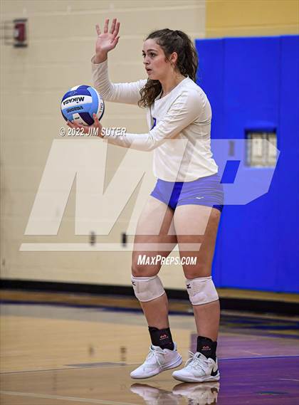 Thumbnail 2 in Rockdale vs Taylor photogallery.