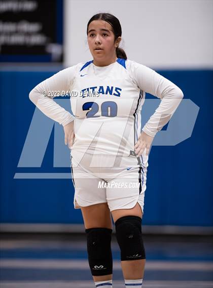 Thumbnail 1 in Frontier vs Garces photogallery.