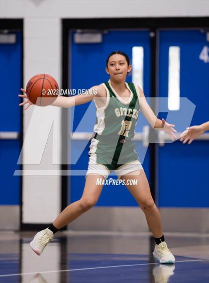 Thumbnail 3 in Frontier vs Garces photogallery.