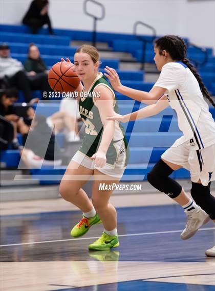Thumbnail 2 in Frontier vs Garces photogallery.