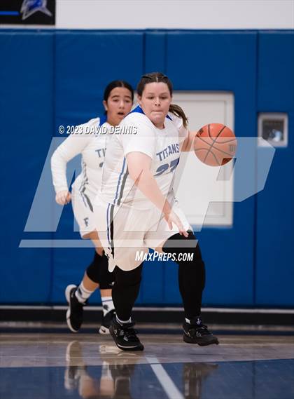 Thumbnail 2 in Frontier vs Garces photogallery.