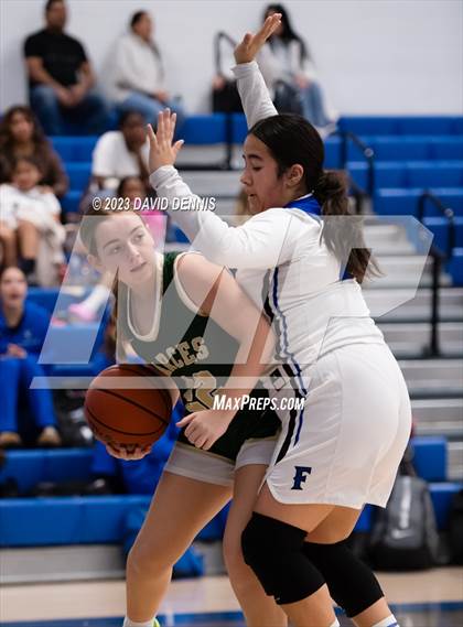 Thumbnail 3 in Frontier vs Garces photogallery.