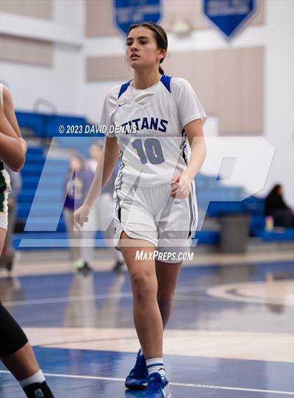 Thumbnail 3 in Frontier vs Garces photogallery.