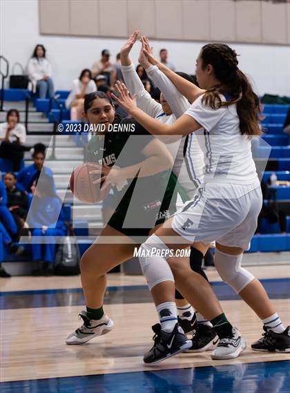 Thumbnail 2 in Frontier vs Garces photogallery.