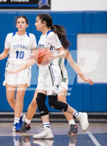 Thumbnail 1 in Frontier vs Garces photogallery.