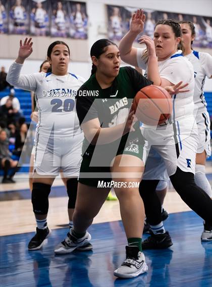 Thumbnail 3 in Frontier vs Garces photogallery.