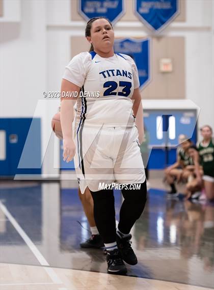 Thumbnail 3 in Frontier vs Garces photogallery.