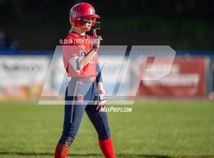 Thumbnail 2 in Barlow @ Westview (OSAA 6A Round 2) photogallery.