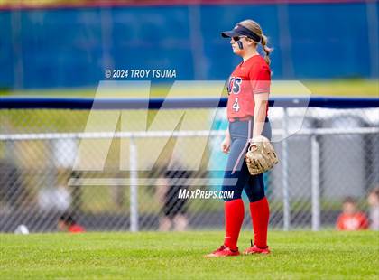 Thumbnail 2 in Barlow @ Westview (OSAA 6A Round 2) photogallery.