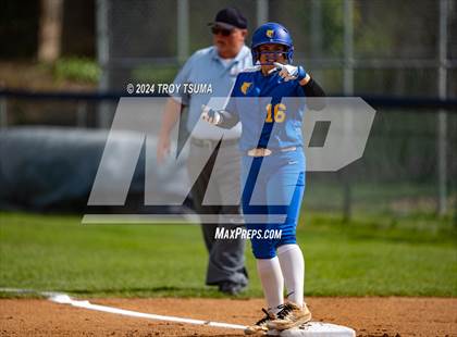Thumbnail 2 in Barlow @ Westview (OSAA 6A Round 2) photogallery.