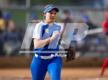 Thumbnail 2 in Barlow @ Westview (OSAA 6A Round 2) photogallery.
