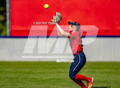 Thumbnail 3 in Barlow @ Westview (OSAA 6A Round 2) photogallery.