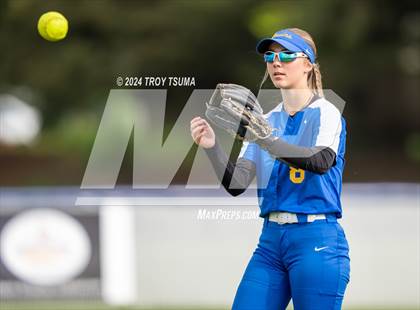 Thumbnail 1 in Barlow @ Westview (OSAA 6A Round 2) photogallery.