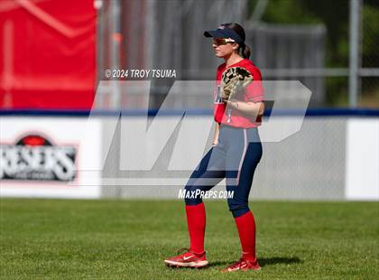 Thumbnail 2 in Barlow @ Westview (OSAA 6A Round 2) photogallery.