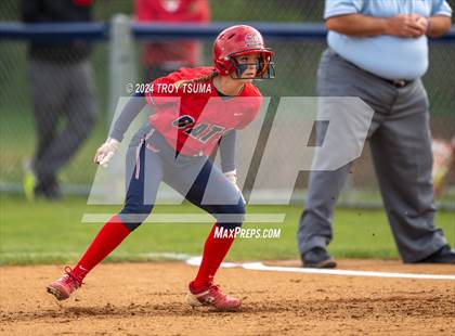 Thumbnail 1 in Barlow @ Westview (OSAA 6A Round 2) photogallery.