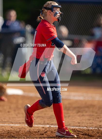Thumbnail 1 in Barlow @ Westview (OSAA 6A Round 2) photogallery.