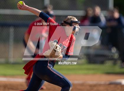 Thumbnail 3 in Barlow @ Westview (OSAA 6A Round 2) photogallery.