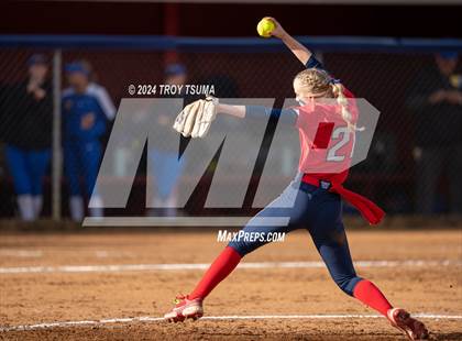 Thumbnail 1 in Barlow @ Westview (OSAA 6A Round 2) photogallery.
