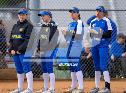 Thumbnail 1 in Barlow @ Westview (OSAA 6A Round 2) photogallery.