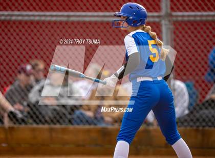 Thumbnail 3 in Barlow @ Westview (OSAA 6A Round 2) photogallery.