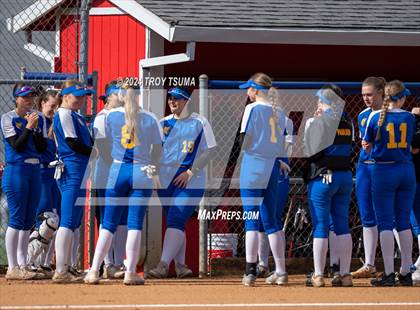 Thumbnail 3 in Barlow @ Westview (OSAA 6A Round 2) photogallery.