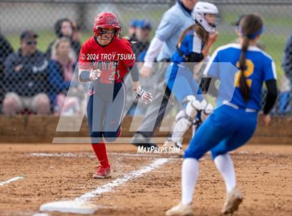 Thumbnail 1 in Barlow @ Westview (OSAA 6A Round 2) photogallery.
