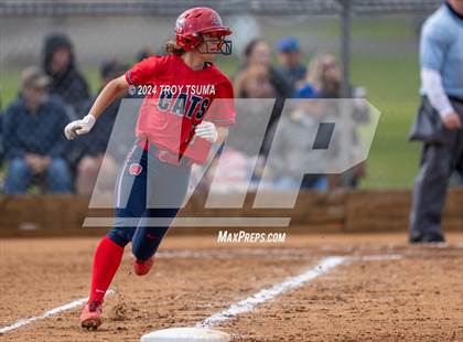 Thumbnail 2 in Barlow @ Westview (OSAA 6A Round 2) photogallery.