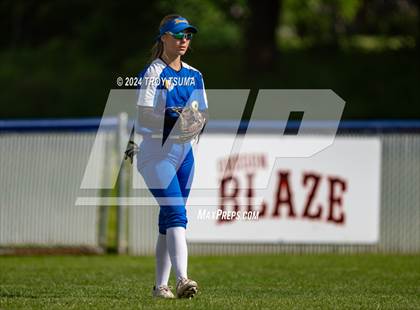 Thumbnail 2 in Barlow @ Westview (OSAA 6A Round 2) photogallery.