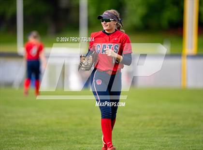 Thumbnail 2 in Barlow @ Westview (OSAA 6A Round 2) photogallery.