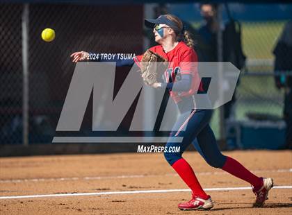 Thumbnail 2 in Barlow @ Westview (OSAA 6A Round 2) photogallery.