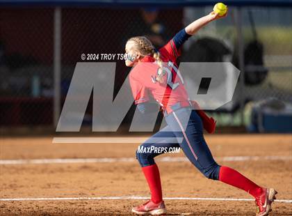 Thumbnail 2 in Barlow @ Westview (OSAA 6A Round 2) photogallery.