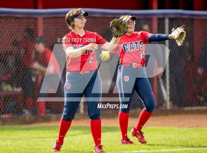 Thumbnail 3 in Barlow @ Westview (OSAA 6A Round 2) photogallery.