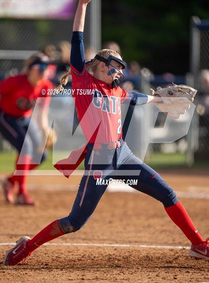 Thumbnail 3 in Barlow @ Westview (OSAA 6A Round 2) photogallery.
