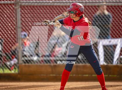 Thumbnail 3 in Barlow @ Westview (OSAA 6A Round 2) photogallery.