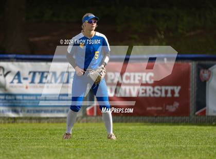 Thumbnail 1 in Barlow @ Westview (OSAA 6A Round 2) photogallery.
