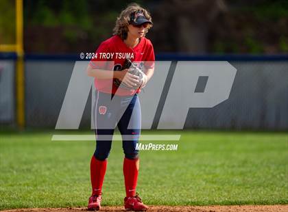 Thumbnail 3 in Barlow @ Westview (OSAA 6A Round 2) photogallery.