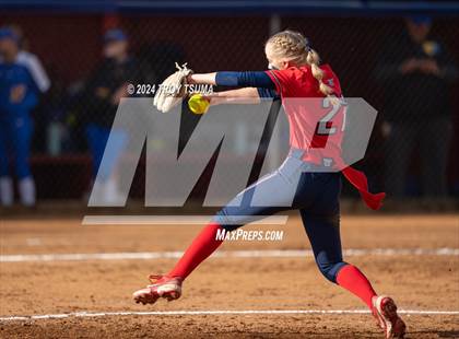 Thumbnail 3 in Barlow @ Westview (OSAA 6A Round 2) photogallery.